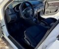 Білий Мазда 3, об'ємом двигуна 1.56 л та пробігом 300 тис. км за 3700 $, фото 6 на Automoto.ua