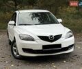 Белый Мазда 3, объемом двигателя 1.59 л и пробегом 305 тыс. км за 4900 $, фото 2 на Automoto.ua