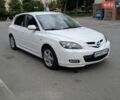 Белый Мазда 3, объемом двигателя 2 л и пробегом 247 тыс. км за 5700 $, фото 5 на Automoto.ua