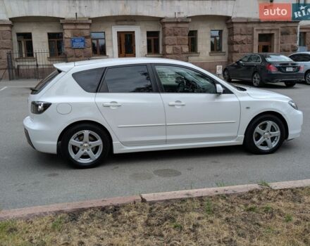 Белый Мазда 3, объемом двигателя 2 л и пробегом 247 тыс. км за 5700 $, фото 4 на Automoto.ua