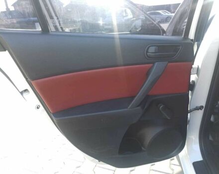 Белый Мазда 3, объемом двигателя 1.6 л и пробегом 230 тыс. км за 5900 $, фото 15 на Automoto.ua