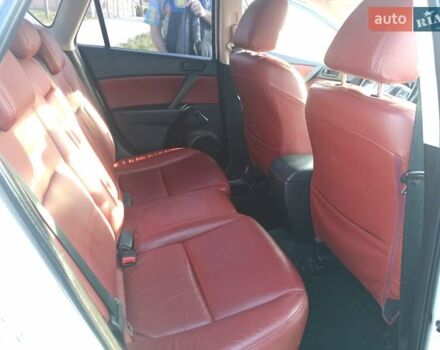 Белый Мазда 3, объемом двигателя 1.56 л и пробегом 230 тыс. км за 6500 $, фото 28 на Automoto.ua