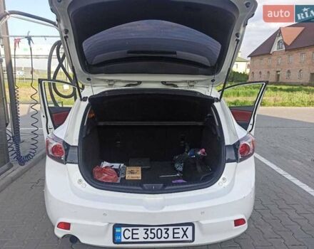 Белый Мазда 3, объемом двигателя 1.6 л и пробегом 230 тыс. км за 5900 $, фото 4 на Automoto.ua