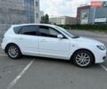 Белый Мазда 3, объемом двигателя 2 л и пробегом 161 тыс. км за 6700 $, фото 1 на Automoto.ua