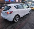 Белый Мазда 3, объемом двигателя 1.6 л и пробегом 300 тыс. км за 5700 $, фото 2 на Automoto.ua
