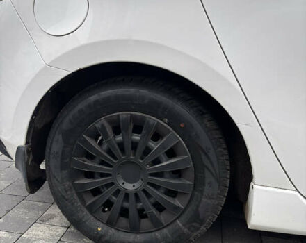 Белый Мазда 3, объемом двигателя 1.6 л и пробегом 171 тыс. км за 8500 $, фото 16 на Automoto.ua