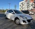 Белый Мазда 3, объемом двигателя 1.6 л и пробегом 140 тыс. км за 7999 $, фото 1 на Automoto.ua