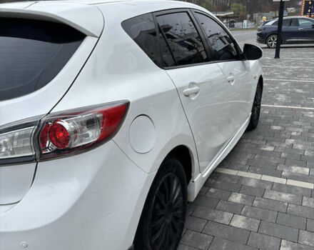 Белый Мазда 3, объемом двигателя 1.6 л и пробегом 171 тыс. км за 8500 $, фото 4 на Automoto.ua