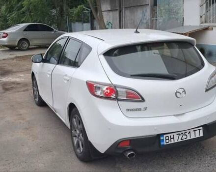Белый Мазда 3, объемом двигателя 1.6 л и пробегом 159 тыс. км за 8000 $, фото 5 на Automoto.ua
