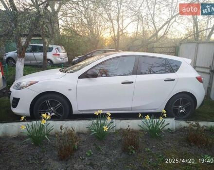 Білий Мазда 3, об'ємом двигуна 1.6 л та пробігом 230 тис. км за 7200 $, фото 2 на Automoto.ua