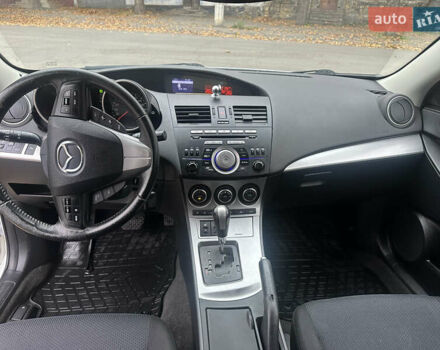 Белый Мазда 3, объемом двигателя 1.6 л и пробегом 130 тыс. км за 7200 $, фото 8 на Automoto.ua