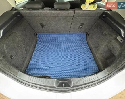 Білий Мазда 3, об'ємом двигуна 1.6 л та пробігом 151 тис. км за 6850 $, фото 17 на Automoto.ua