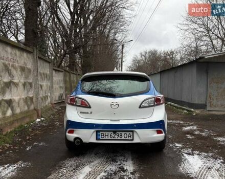 Білий Мазда 3, об'ємом двигуна 1.6 л та пробігом 151 тис. км за 6850 $, фото 16 на Automoto.ua