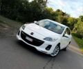 Белый Мазда 3, объемом двигателя 2 л и пробегом 200 тыс. км за 8500 $, фото 3 на Automoto.ua