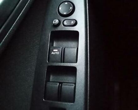 Білий Мазда 3, об'ємом двигуна 1.6 л та пробігом 182 тис. км за 9500 $, фото 1 на Automoto.ua