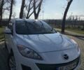 Білий Мазда 3, об'ємом двигуна 1.6 л та пробігом 185 тис. км за 9000 $, фото 1 на Automoto.ua