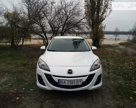 Білий Мазда 3, об'ємом двигуна 1.6 л та пробігом 182 тис. км за 9500 $, фото 6 на Automoto.ua