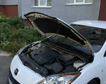 Білий Мазда 3, об'ємом двигуна 1.6 л та пробігом 171 тис. км за 7000 $, фото 28 на Automoto.ua