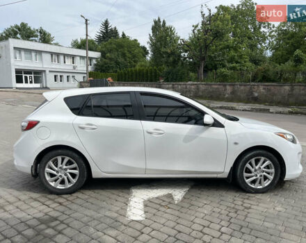 Белый Мазда 3, объемом двигателя 1.6 л и пробегом 147 тыс. км за 8500 $, фото 11 на Automoto.ua