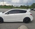 Белый Мазда 3, объемом двигателя 2.26 л и пробегом 180 тыс. км за 10000 $, фото 2 на Automoto.ua