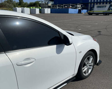 Білий Мазда 3, об'ємом двигуна 1.6 л та пробігом 171 тис. км за 7000 $, фото 5 на Automoto.ua