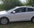 Белый Мазда 3, объемом двигателя 2 л и пробегом 85 тыс. км за 9500 $, фото 2 на Automoto.ua