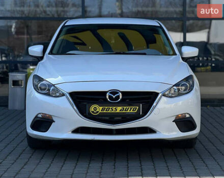 Белый Мазда 3, объемом двигателя 2 л и пробегом 178 тыс. км за 9300 $, фото 1 на Automoto.ua