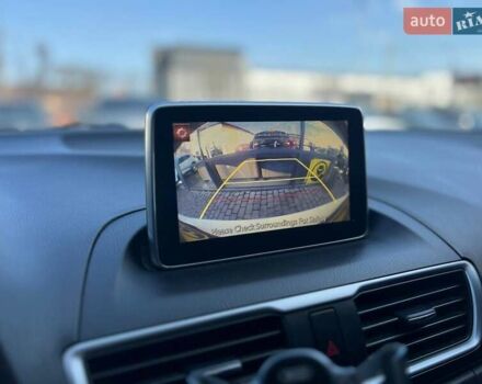 Белый Мазда 3, объемом двигателя 2 л и пробегом 178 тыс. км за 9300 $, фото 27 на Automoto.ua