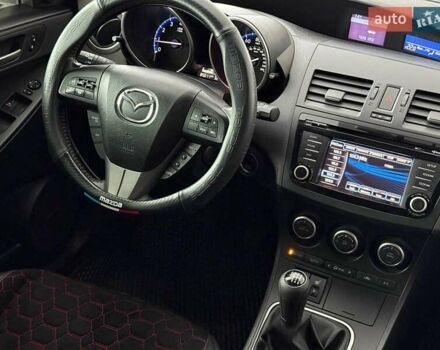 Белый Мазда 3, объемом двигателя 2 л и пробегом 85 тыс. км за 10490 $, фото 25 на Automoto.ua