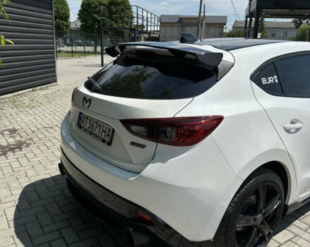 Белый Мазда 3, объемом двигателя 2 л и пробегом 291 тыс. км за 9999 $, фото 14 на Automoto.ua