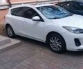 Белый Мазда 3, объемом двигателя 2 л и пробегом 152 тыс. км за 7800 $, фото 2 на Automoto.ua