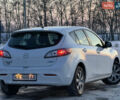 Белый Мазда 3, объемом двигателя 2 л и пробегом 199 тыс. км за 7850 $, фото 7 на Automoto.ua