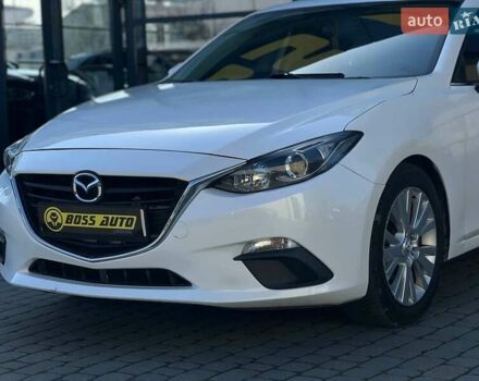 Белый Мазда 3, объемом двигателя 2 л и пробегом 178 тыс. км за 9300 $, фото 6 на Automoto.ua