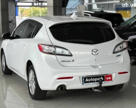 Белый Мазда 3, объемом двигателя 2 л и пробегом 85 тыс. км за 10490 $, фото 7 на Automoto.ua