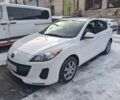 Белый Мазда 3, объемом двигателя 2 л и пробегом 118 тыс. км за 5700 $, фото 2 на Automoto.ua