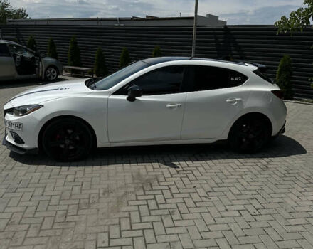 Белый Мазда 3, объемом двигателя 2 л и пробегом 291 тыс. км за 9999 $, фото 2 на Automoto.ua