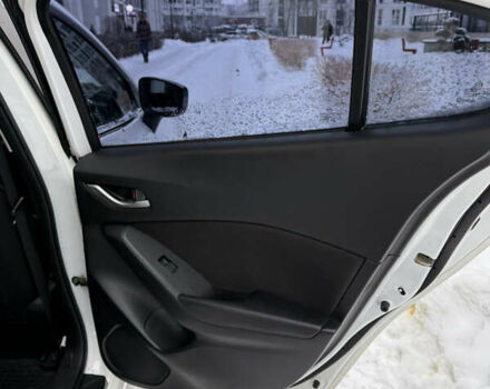 Белый Мазда 3, объемом двигателя 1.5 л и пробегом 150 тыс. км за 11000 $, фото 39 на Automoto.ua