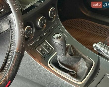 Белый Мазда 3, объемом двигателя 2 л и пробегом 85 тыс. км за 10490 $, фото 16 на Automoto.ua