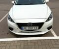 Білий Мазда 3, об'ємом двигуна 2 л та пробігом 150 тис. км за 9700 $, фото 1 на Automoto.ua