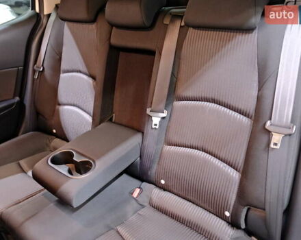 Білий Мазда 3, об'ємом двигуна 1.5 л та пробігом 93 тис. км за 13500 $, фото 33 на Automoto.ua