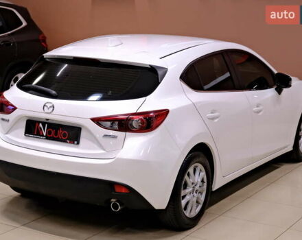 Білий Мазда 3, об'ємом двигуна 1.5 л та пробігом 93 тис. км за 13500 $, фото 13 на Automoto.ua
