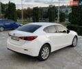 Белый Мазда 3, объемом двигателя 2 л и пробегом 122 тыс. км за 10500 $, фото 9 на Automoto.ua