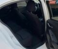 Белый Мазда 3, объемом двигателя 2 л и пробегом 122 тыс. км за 10500 $, фото 11 на Automoto.ua