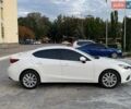 Белый Мазда 3, объемом двигателя 2 л и пробегом 122 тыс. км за 10500 $, фото 1 на Automoto.ua