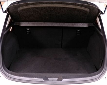 Мазда 3 2014 у Одесі на Automoto.ua Білий Мазда 3, об'ємом двигуна 1.5 л та пробігом 93 тис. км за 13500 $, фото 8 на Automoto.ua