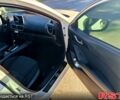 Белый Мазда 3, объемом двигателя 2 л и пробегом 141 тыс. км за 9600 $, фото 3 на Automoto.ua