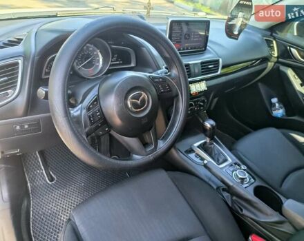 Белый Мазда 3, объемом двигателя 2 л и пробегом 141 тыс. км за 9600 $, фото 12 на Automoto.ua
