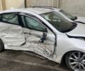 Белый Мазда 3, объемом двигателя 2.5 л и пробегом 200 тыс. км за 5000 $, фото 3 на Automoto.ua
