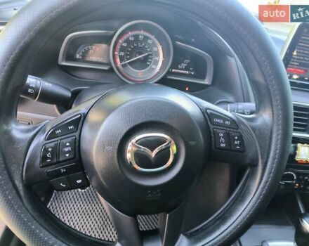 Белый Мазда 3, объемом двигателя 2 л и пробегом 141 тыс. км за 9600 $, фото 13 на Automoto.ua