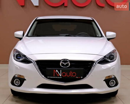 Білий Мазда 3, об'ємом двигуна 1.5 л та пробігом 93 тис. км за 13500 $, фото 1 на Automoto.ua